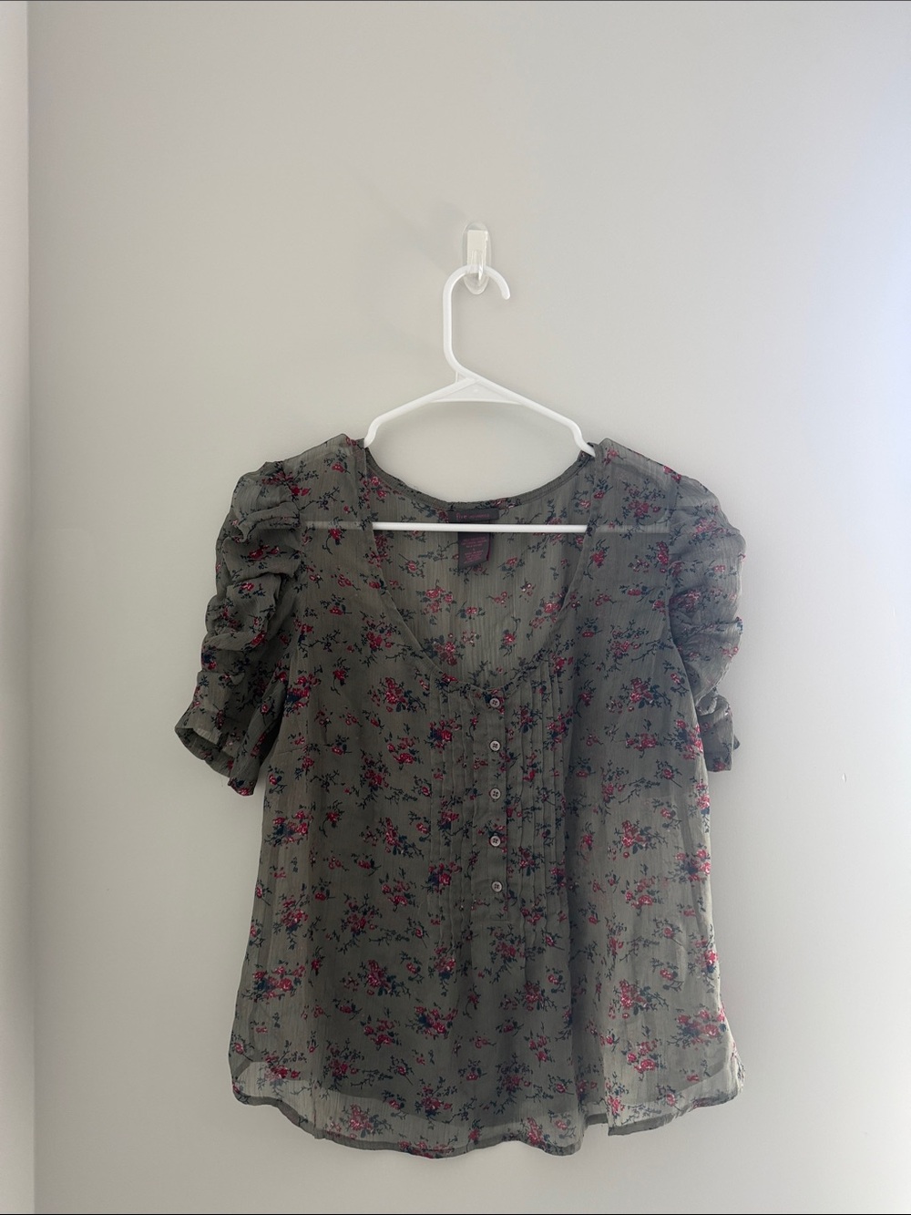 Fire Los Angeles Olive Floral Puff-Sleeve Button Top